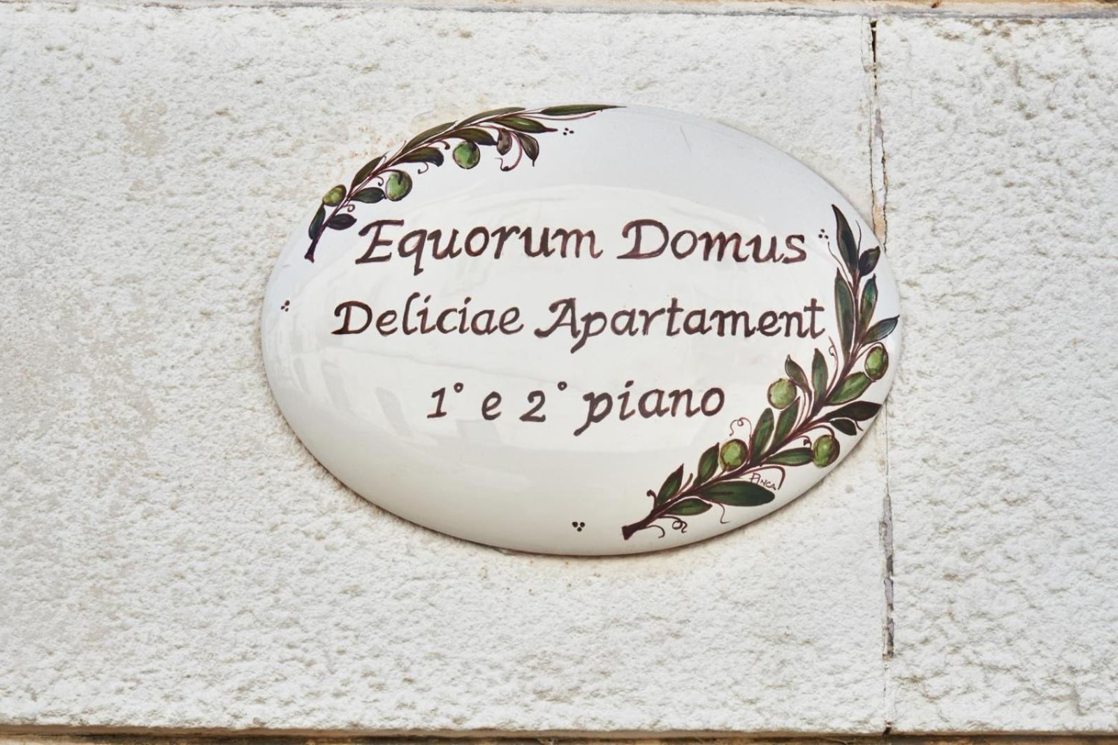 Equorum Delicious Suite - Ostuni Centro Exterior photo