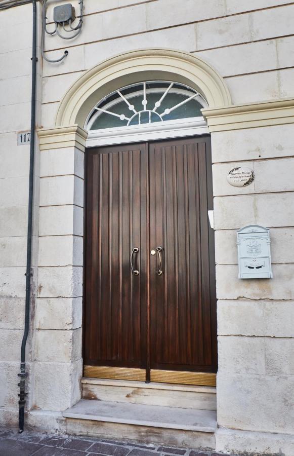 Equorum Delicious Suite - Ostuni Centro Exterior photo